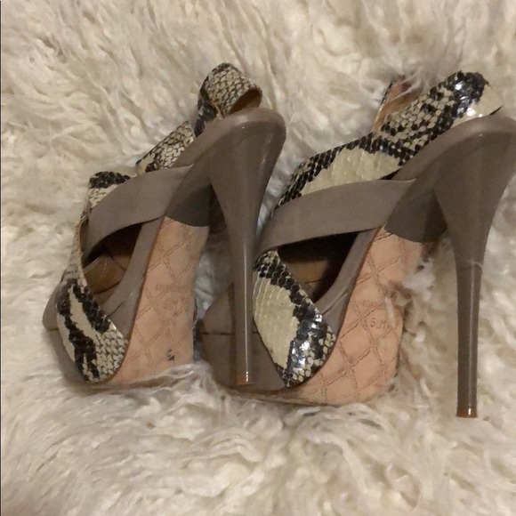 L.A.M.B python slingback heel - Picture 3 of 4